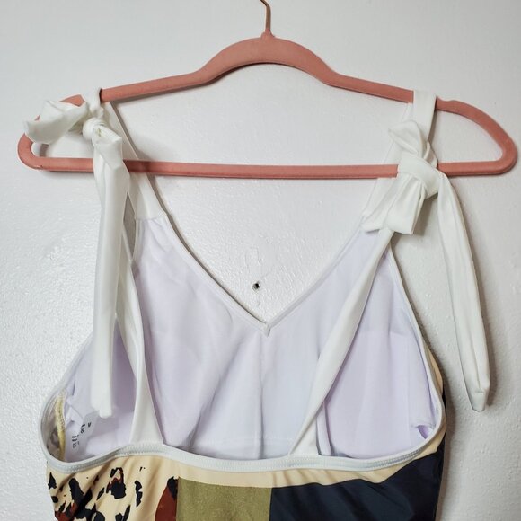 Swimsuit Womens Sz M Green Tan Animal Print One Piece Tie at Shoulder Bows - Picture 6 of 11